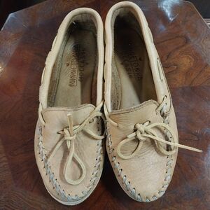 Tan Leather Minnetonka Moccasins